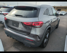 Mercedes Benz GLA-class 2021