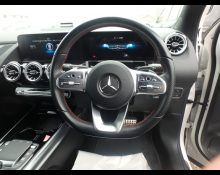 Mercedes Benz GLA-class 2021