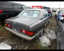 Mercedes Benz E-Class 1990