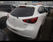 Mazda Mazda2 2023