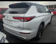 Mitsubishi Outlander 2023