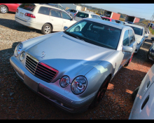 Mercedes Benz E-Class 2000