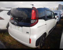 Toyota Sienta 2022