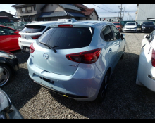 Mazda Mazda2 2023