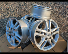 Toyota Land Cruiser 2010