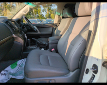 Toyota Land Cruiser 2010