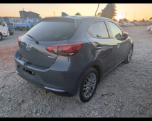 Mazda Mazda2 2021