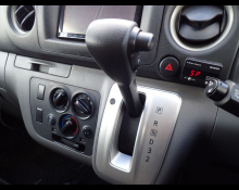 Nissan Caravan Van 2012