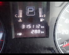 Nissan Caravan Van 2012