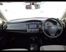 Toyota Corolla Axio 2016