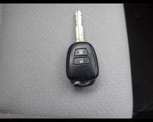 Toyota Corolla Axio 2016