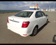 Toyota Corolla Axio 2016