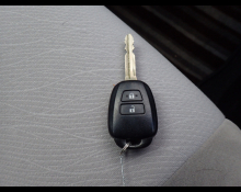 Toyota Corolla Axio 2013