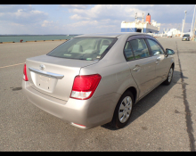Toyota Corolla Axio 2013