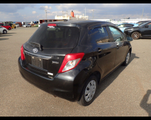 Toyota Vitz 2011