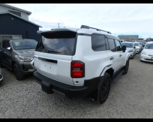 Toyota Land Cruiser 250 2024