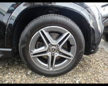 Mercedes Benz GLE-Class 2021