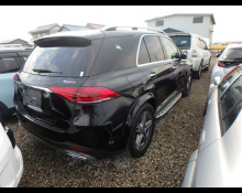 Mercedes Benz GLE-Class 2021