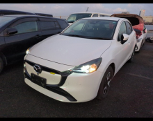 Mazda Mazda2 2024