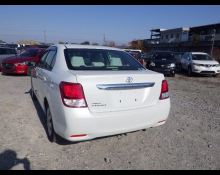 Toyota Corolla Axio 2015