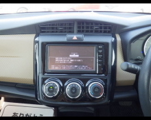 Toyota Corolla Axio 2015