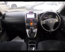 Toyota Rush 2012