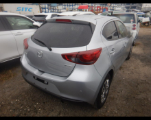 Mazda Mazda2 2021