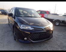 Toyota Corolla Fielder 2015