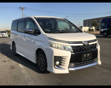 Used Toyota Voxy Cars For Sale in Japan
