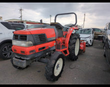 Kubota TRACTOR 