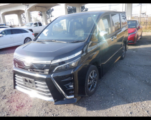 Toyota Voxy 2018