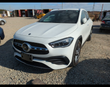 Mercedes Benz GLA-class 2022
