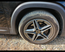 Mercedes Benz GLB-Class 2022