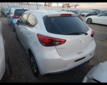 Mazda Mazda2 2021