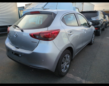 Mazda Mazda2 2023
