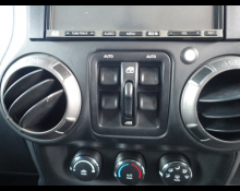 Chrysler Jeep Wrangler 2011