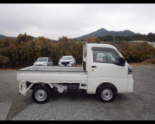 Daihatsu Hijet Truck 2025