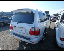 Toyota Land Cruiser 100 2001