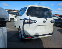 Toyota Sienta 2021