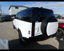 Land Rover Deffender 2024
