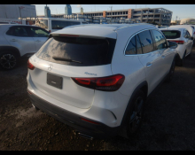 Mercedes Benz GLA-class 2022
