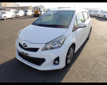 Toyota Vitz 2011