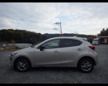Mazda Mazda2 2021