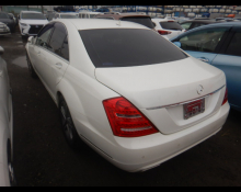 Mercedes Benz S-Class 2009