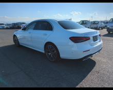 Mercedes Benz E-Class 2022