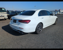 Mercedes Benz E-Class 2022