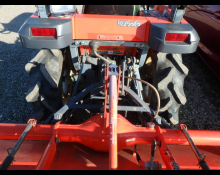 Kubota TRACTOR 