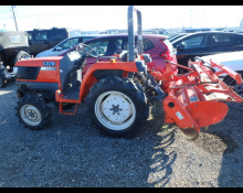 Kubota TRACTOR 
