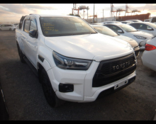 Used Toyota Hilux Cars For Sale in Japan