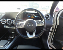 Mercedes Benz GLA-class 2021